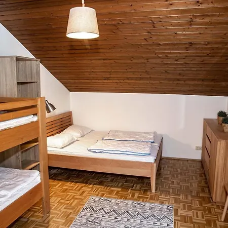 Hava Apartment *